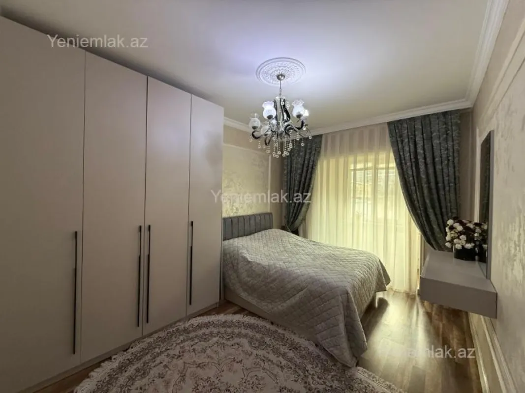 Satılır 3 otaqlı köhnə tikili 85 m²