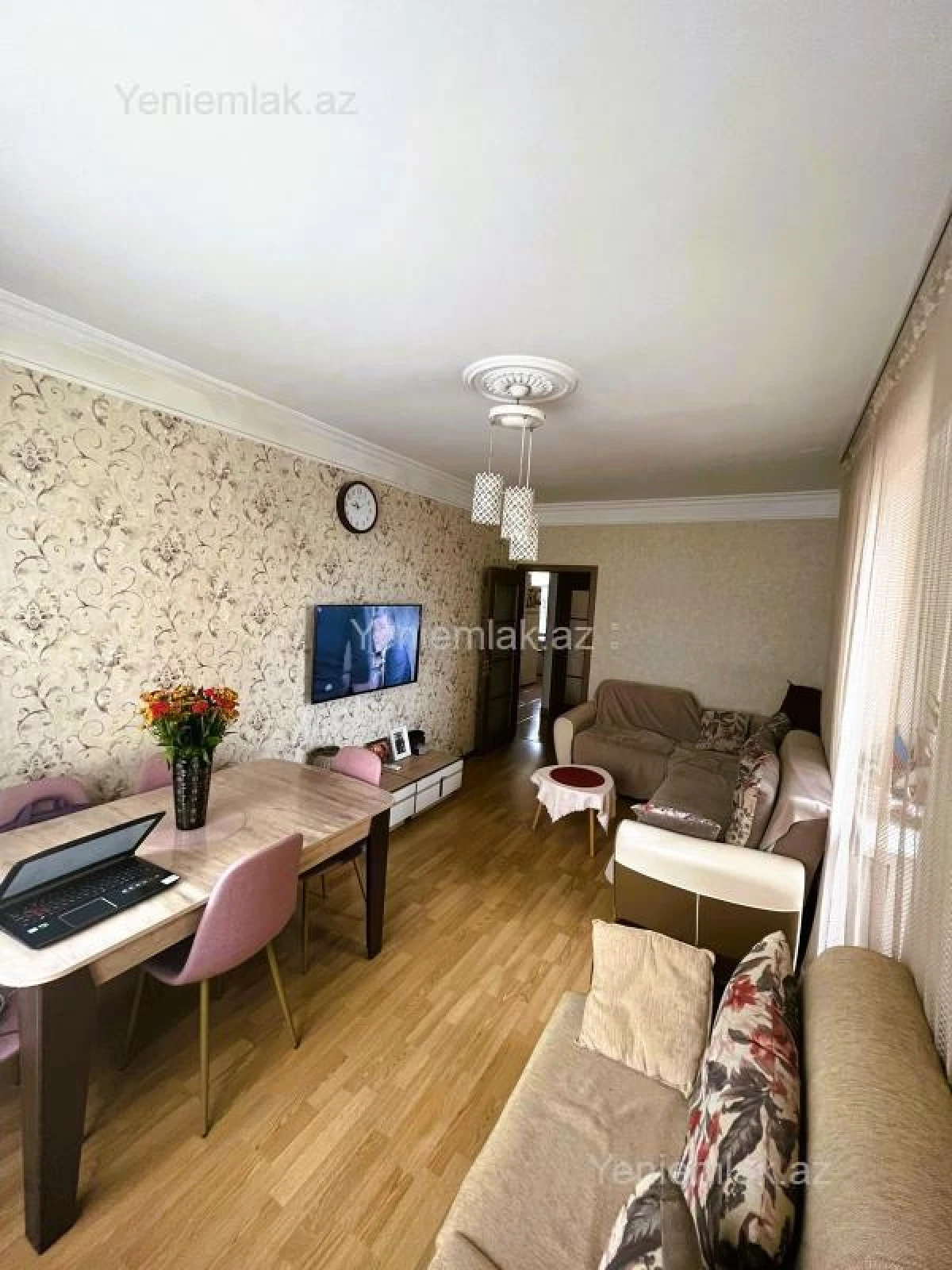 Satılır 2 otaqlı köhnə tikili 70 m²