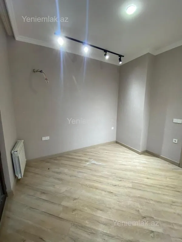 Satılır 2 otaqlı yeni tikili 65 m²
