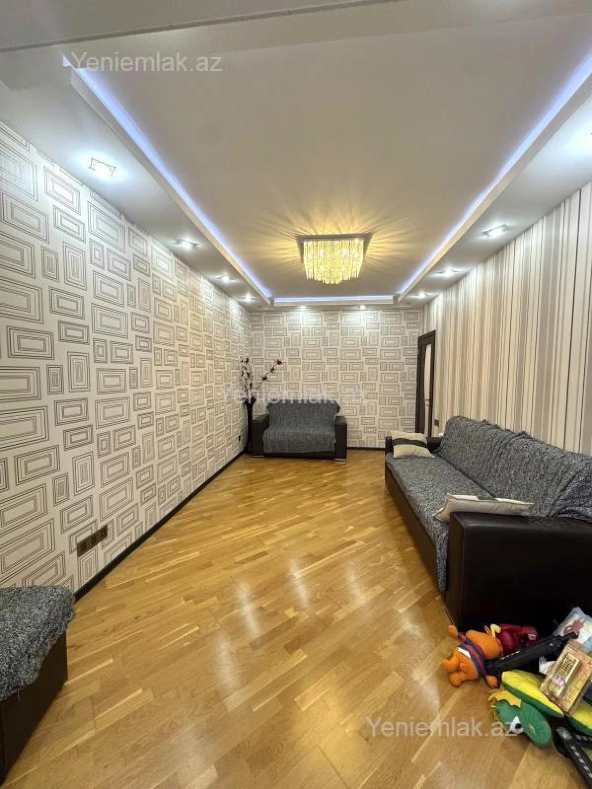 Satılır 3 otaqlı köhnə tikili 80 m²