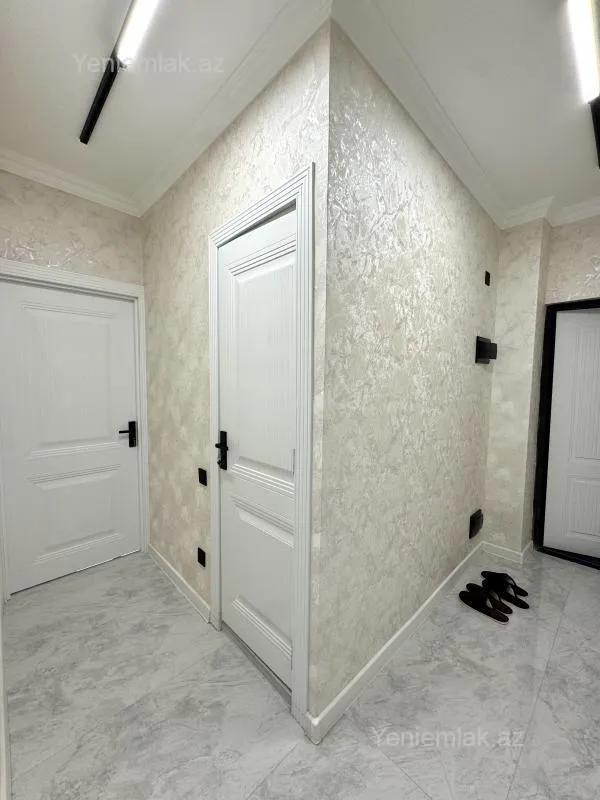 Satılır 2 otaqlı köhnə tikili 45 m²