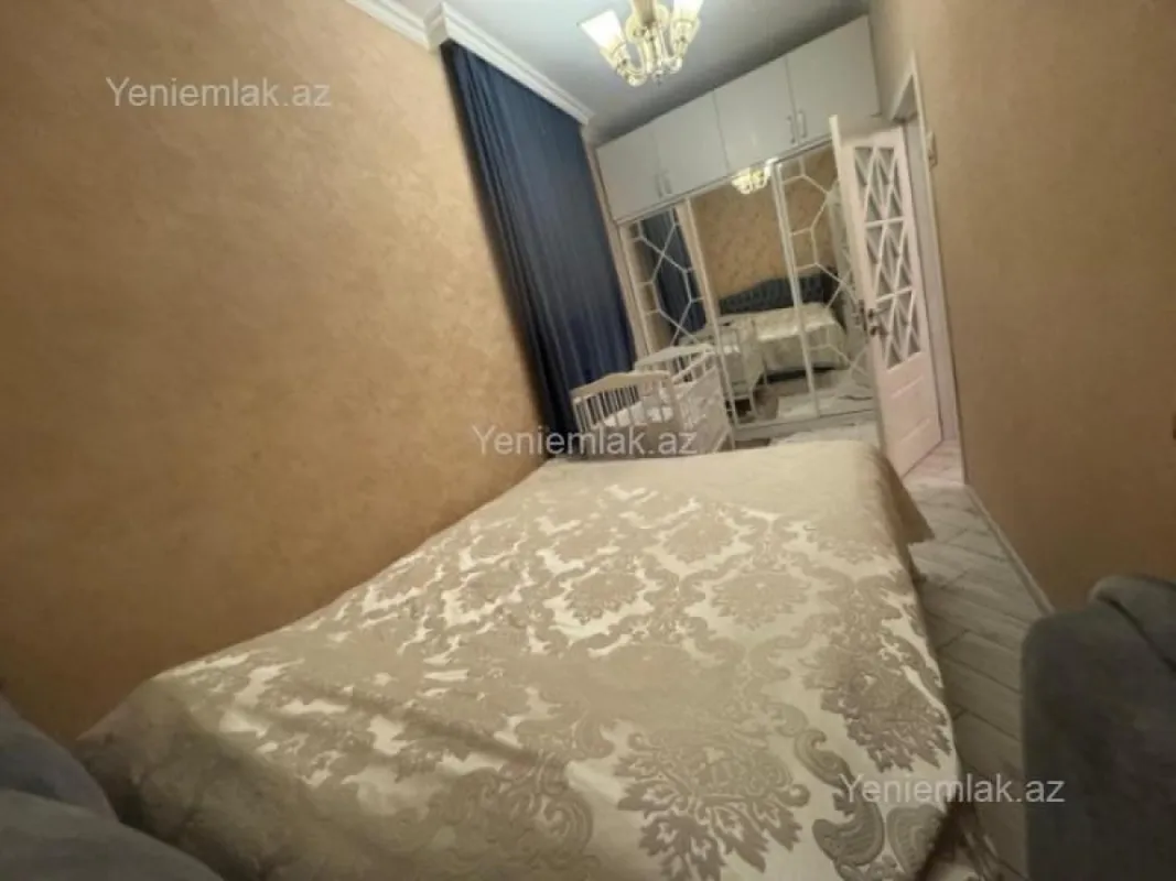 Satılır 2 otaqlı köhnə tikili 55 m²