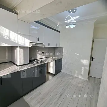 Satılır 2 otaqlı köhnə tikili 45 m²