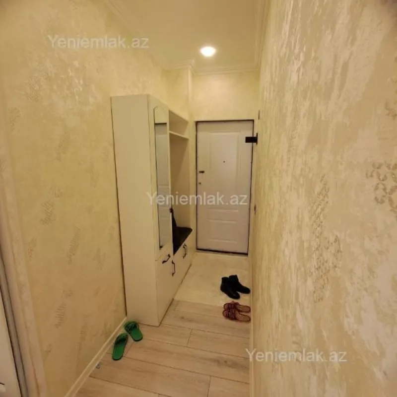 Satılır 2 otaqlı köhnə tikili 45 m²