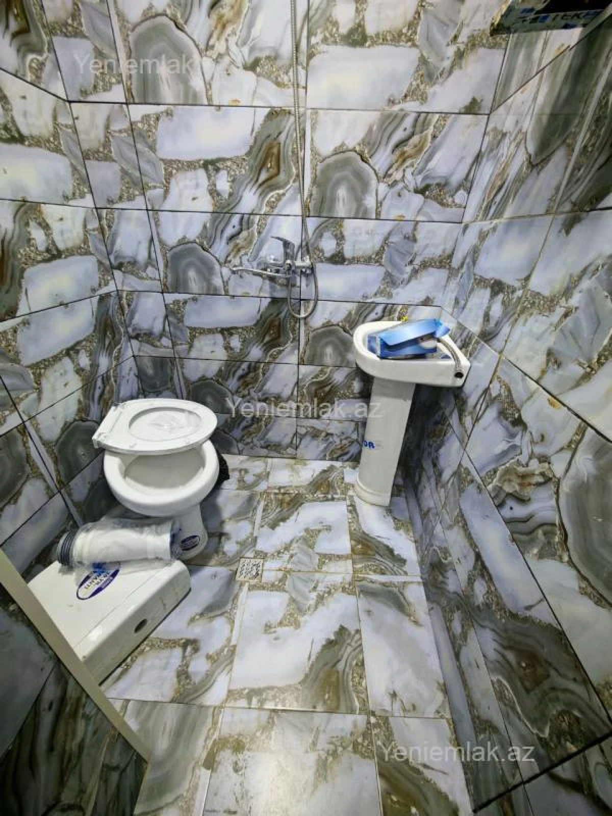 Satılır 2 otaqlı həyət evi 60 m²