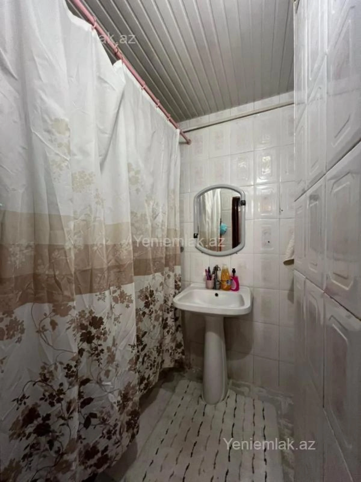 Satılır 3 otaqlı köhnə tikili 76 m²