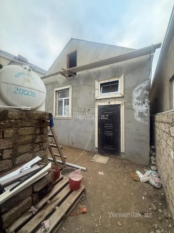 Satılır 2 otaqlı həyət evi 70 m²