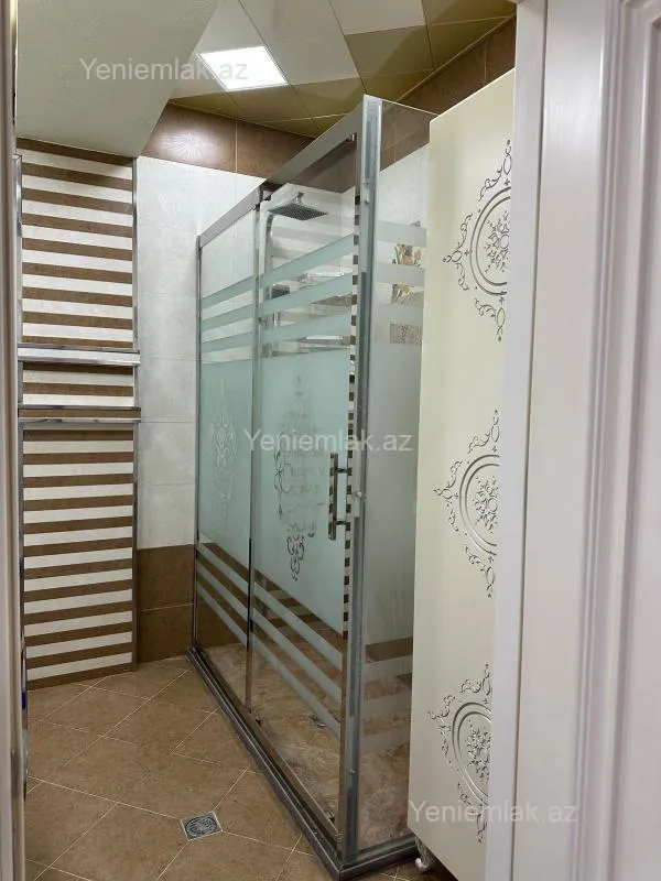 Satılır 3 otaqlı yeni tikili 115 m²