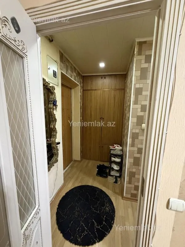 Satılır 2 otaqlı köhnə tikili 45 m²