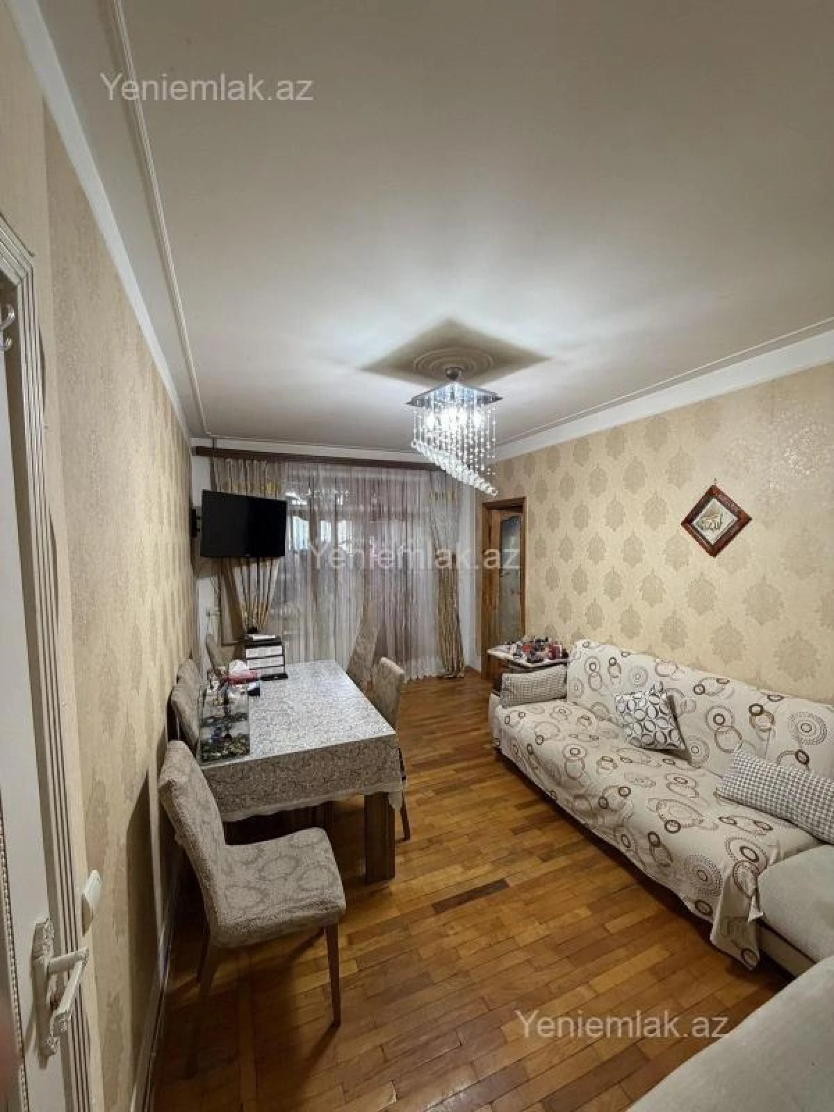 Satılır 2 otaqlı köhnə tikili 45 m²
