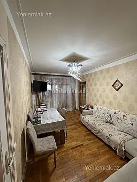 Satılır 2 otaqlı köhnə tikili 45 m²