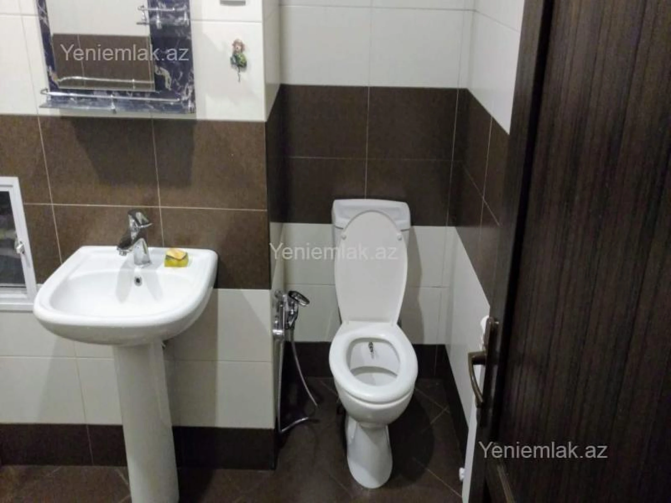 Satılır 2 otaqlı yeni tikili 70 m²