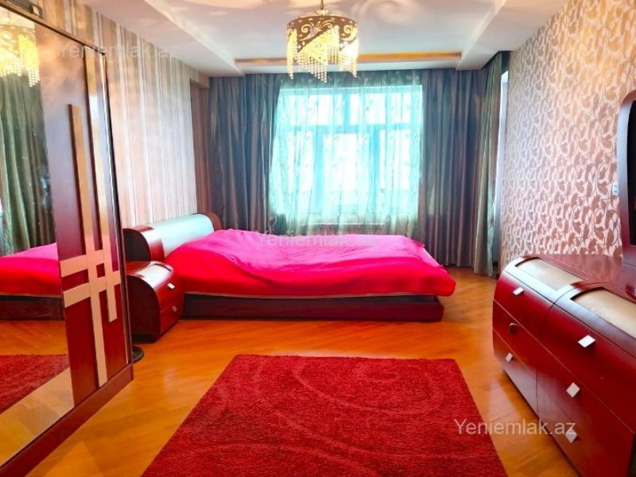 Satılır 4 otaqlı yeni tikili 165 m²