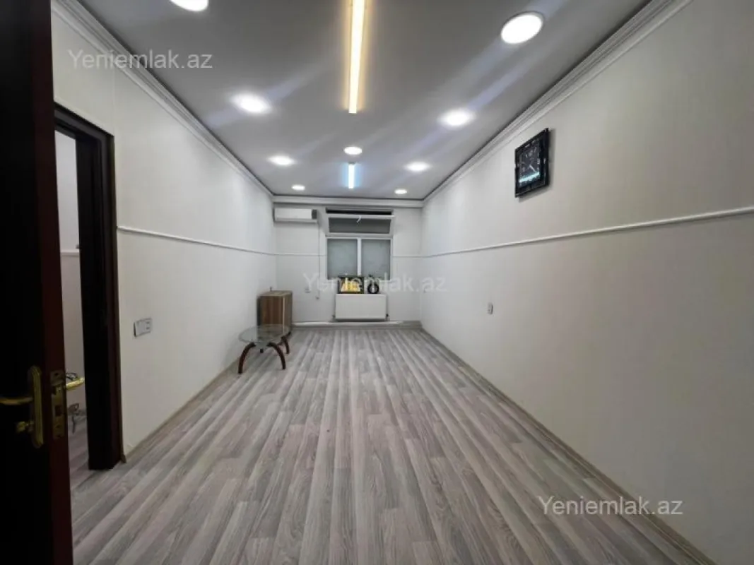Satılır 2 otaqlı ofis 54.7 m²