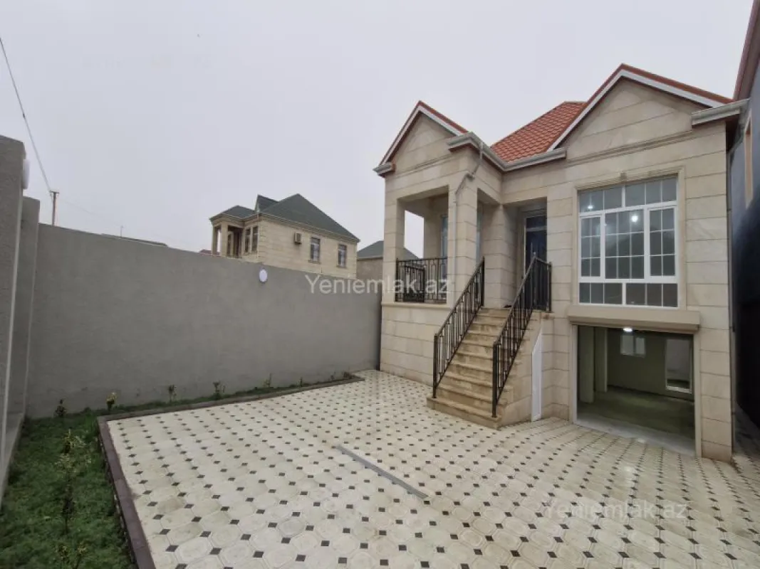 Satılır 4 otaqlı həyət evi 120 m²