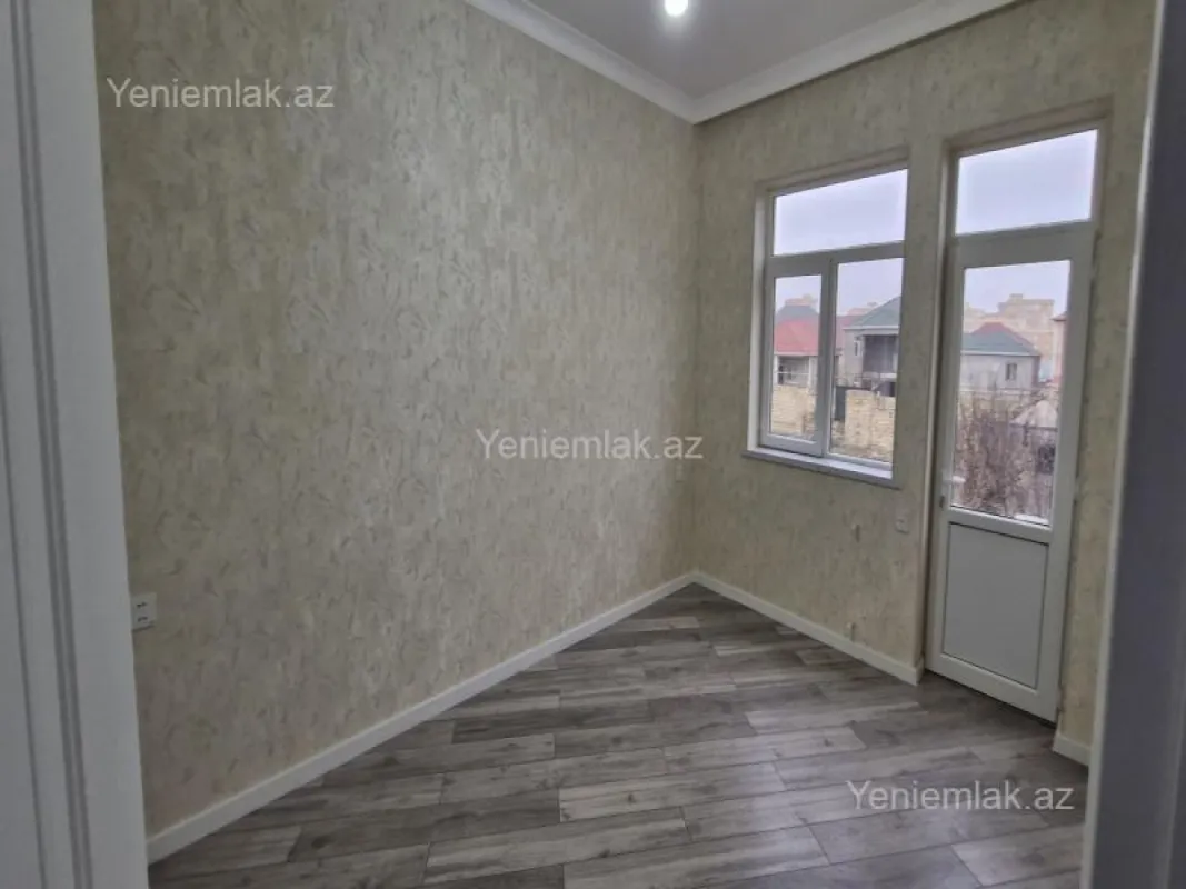 Satılır 4 otaqlı həyət evi 120 m²