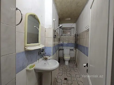 Satılır 3 otaqlı köhnə tikili 55 m²