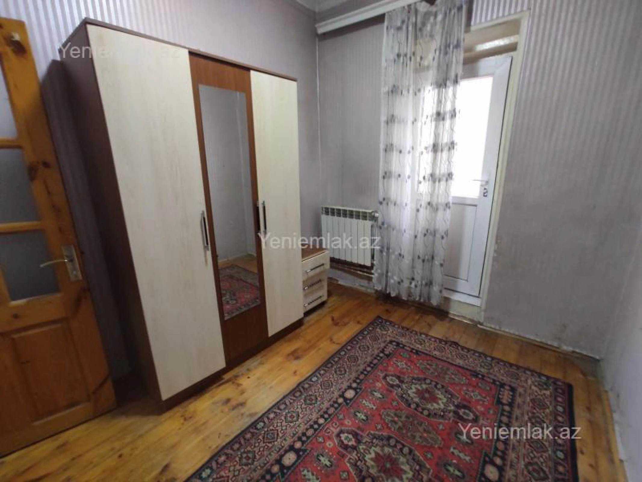 Satılır 3 otaqlı köhnə tikili 55 m²