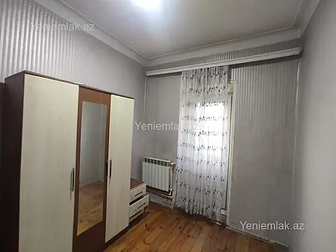Satılır 3 otaqlı köhnə tikili 55 m²