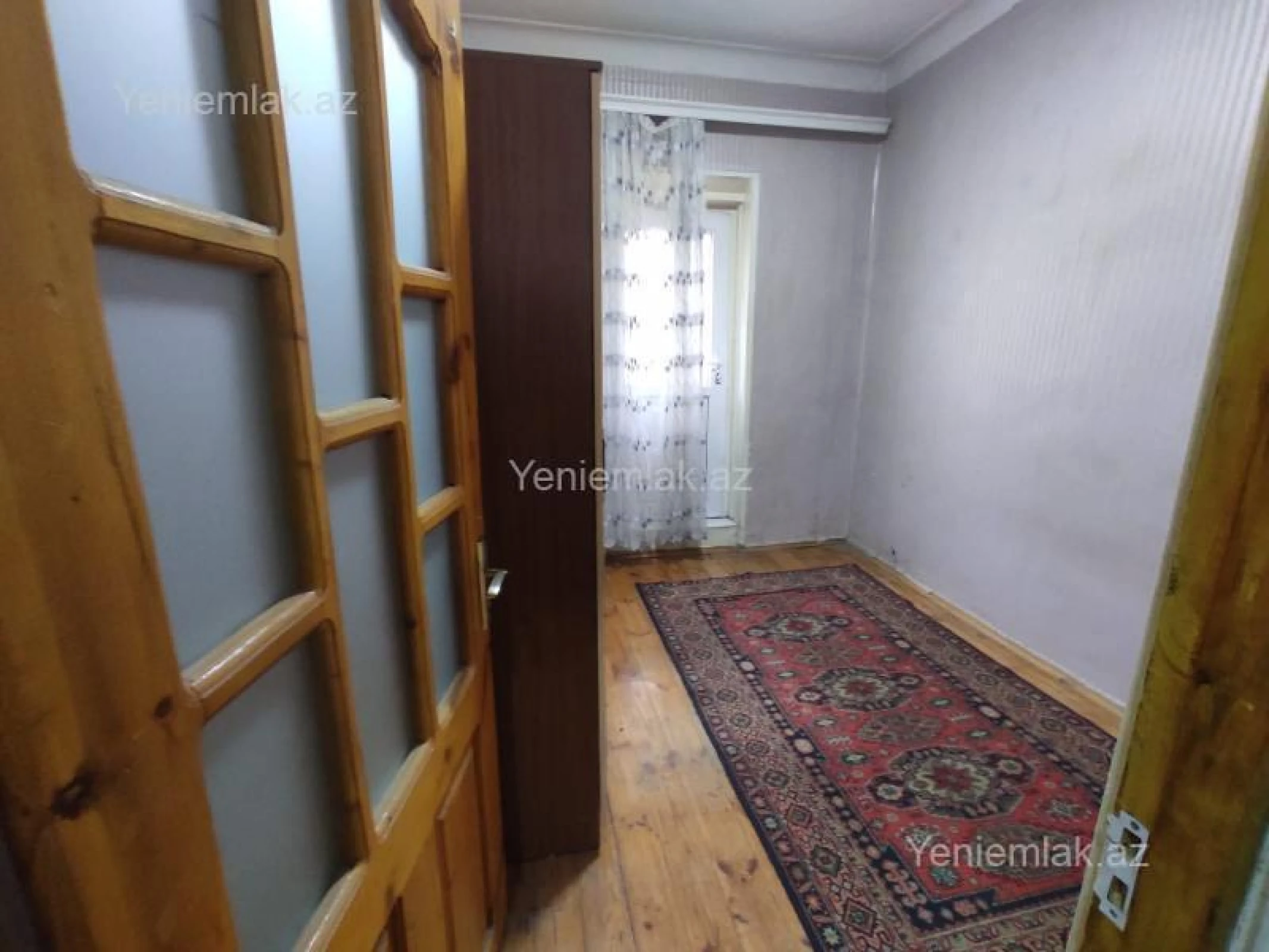 Satılır 3 otaqlı köhnə tikili 55 m²