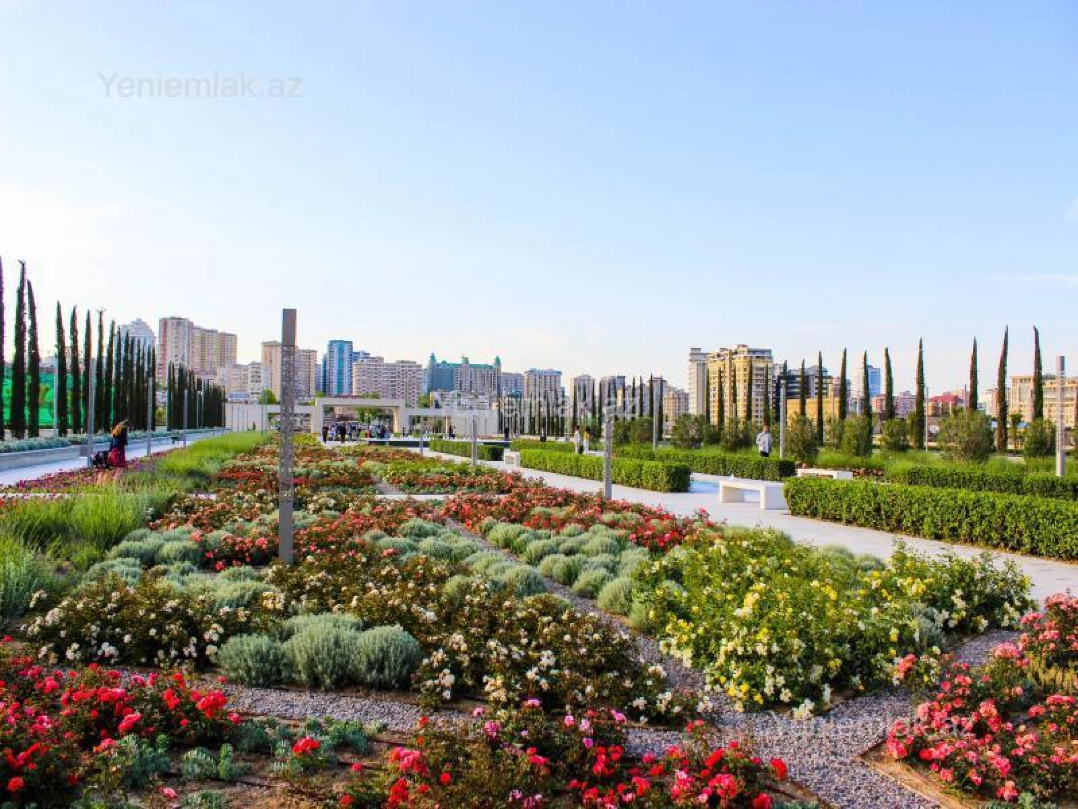 Satılır 3 otaqlı köhnə tikili 90 m²