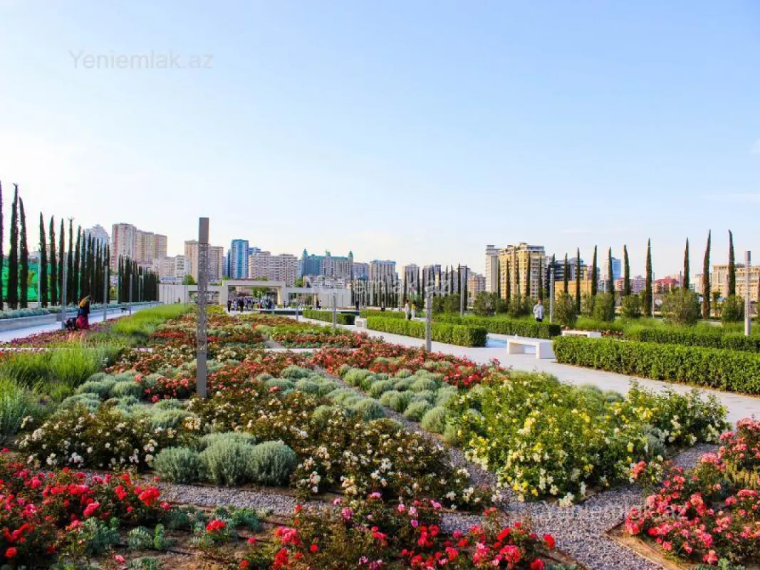 Satılır 3 otaqlı köhnə tikili 90 m²