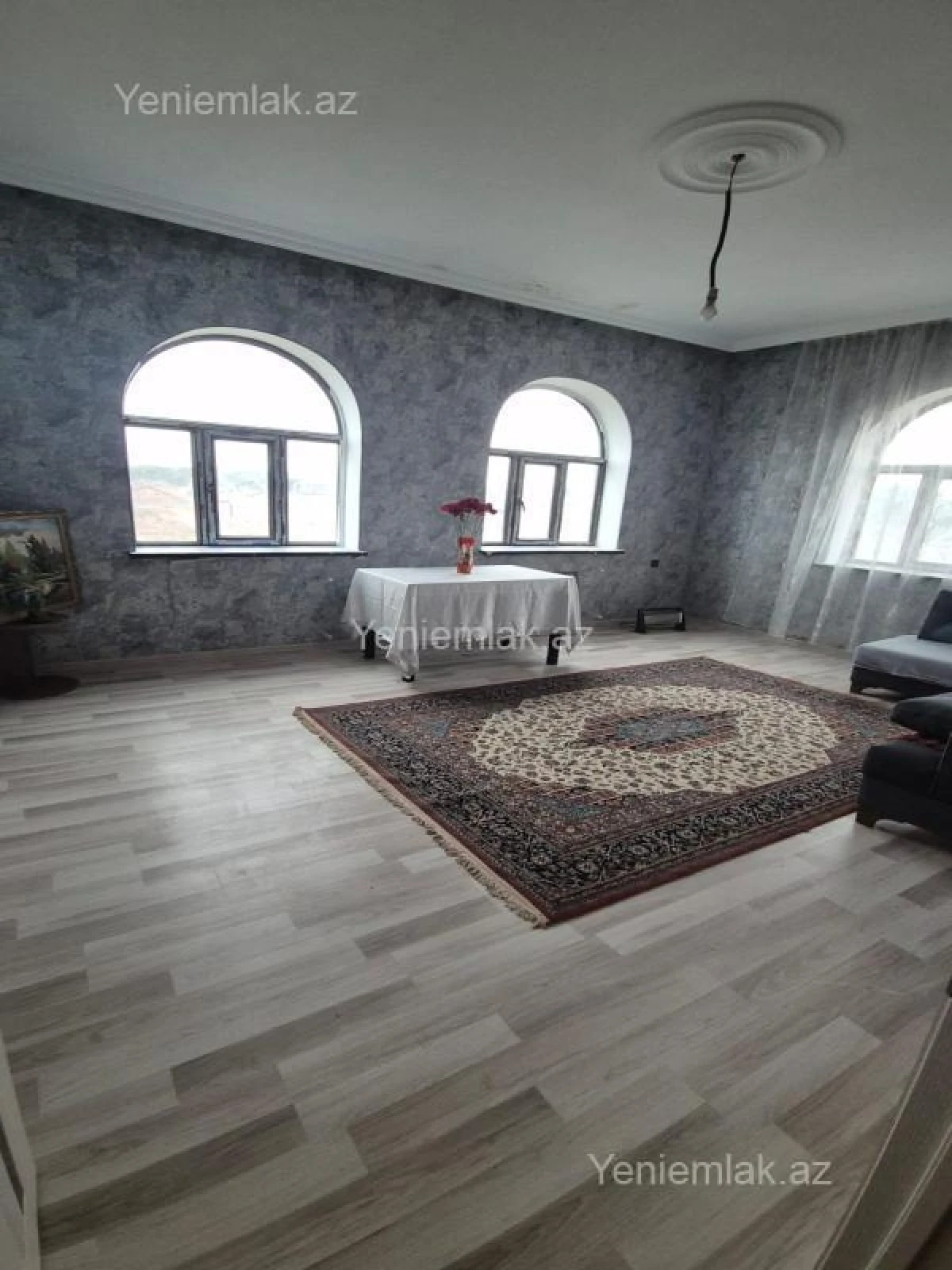 Satılır 7 otaqlı həyət evi 260 m²