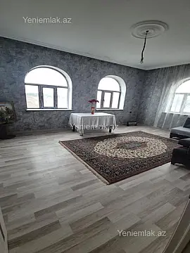 Satılır 7 otaqlı həyət evi 260 m²