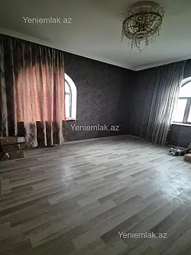 Satılır 7 otaqlı həyət evi 260 m²