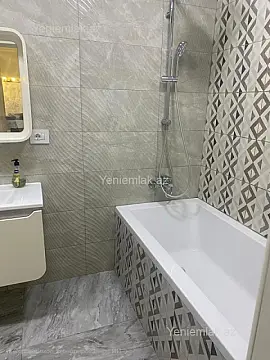 Satılır 2 otaqlı yeni tikili 103 m²