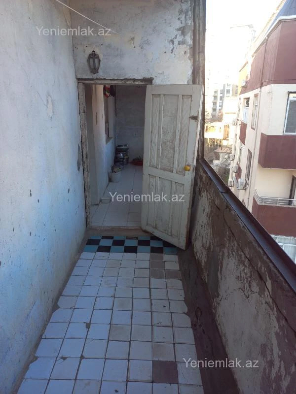 Satılır 2 otaqlı köhnə tikili 50 m²