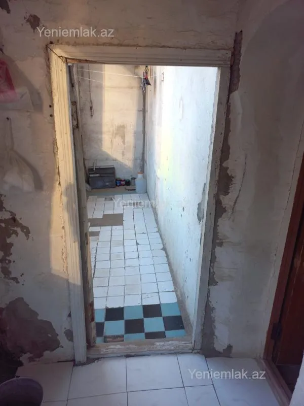 Satılır 2 otaqlı köhnə tikili 50 m²