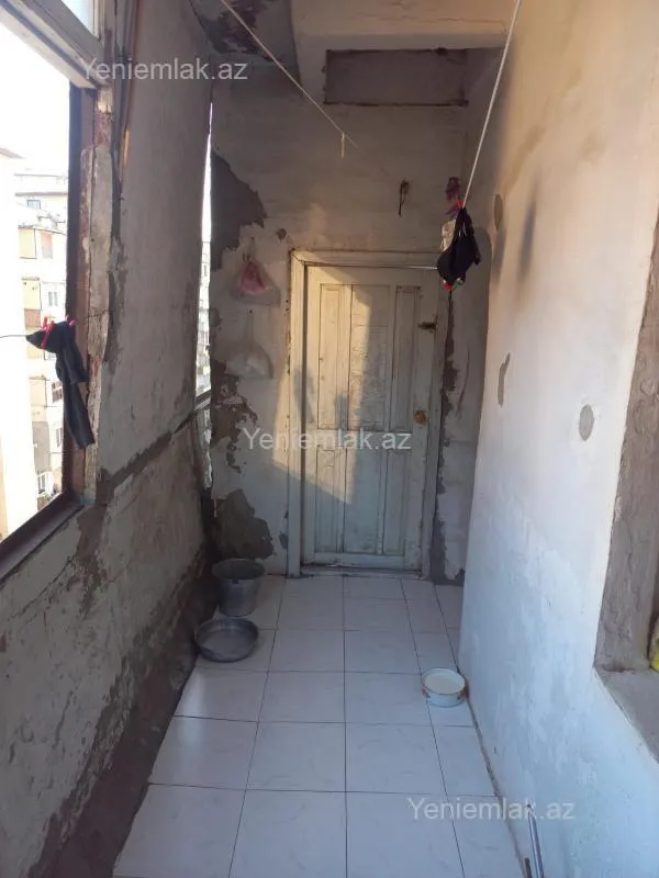 Satılır 2 otaqlı köhnə tikili 50 m²