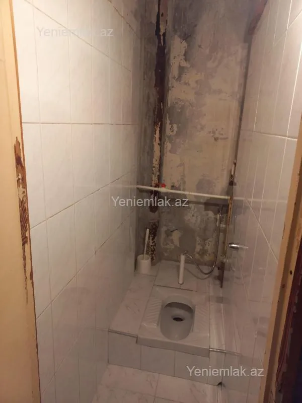 Satılır 2 otaqlı köhnə tikili 50 m²