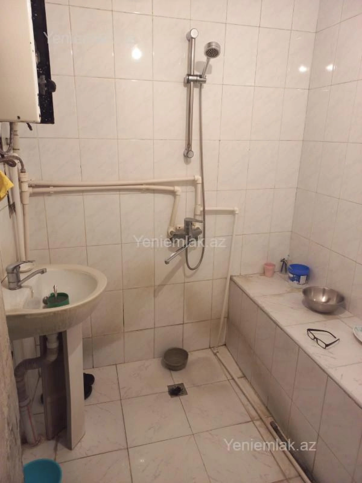Satılır 2 otaqlı köhnə tikili 50 m²