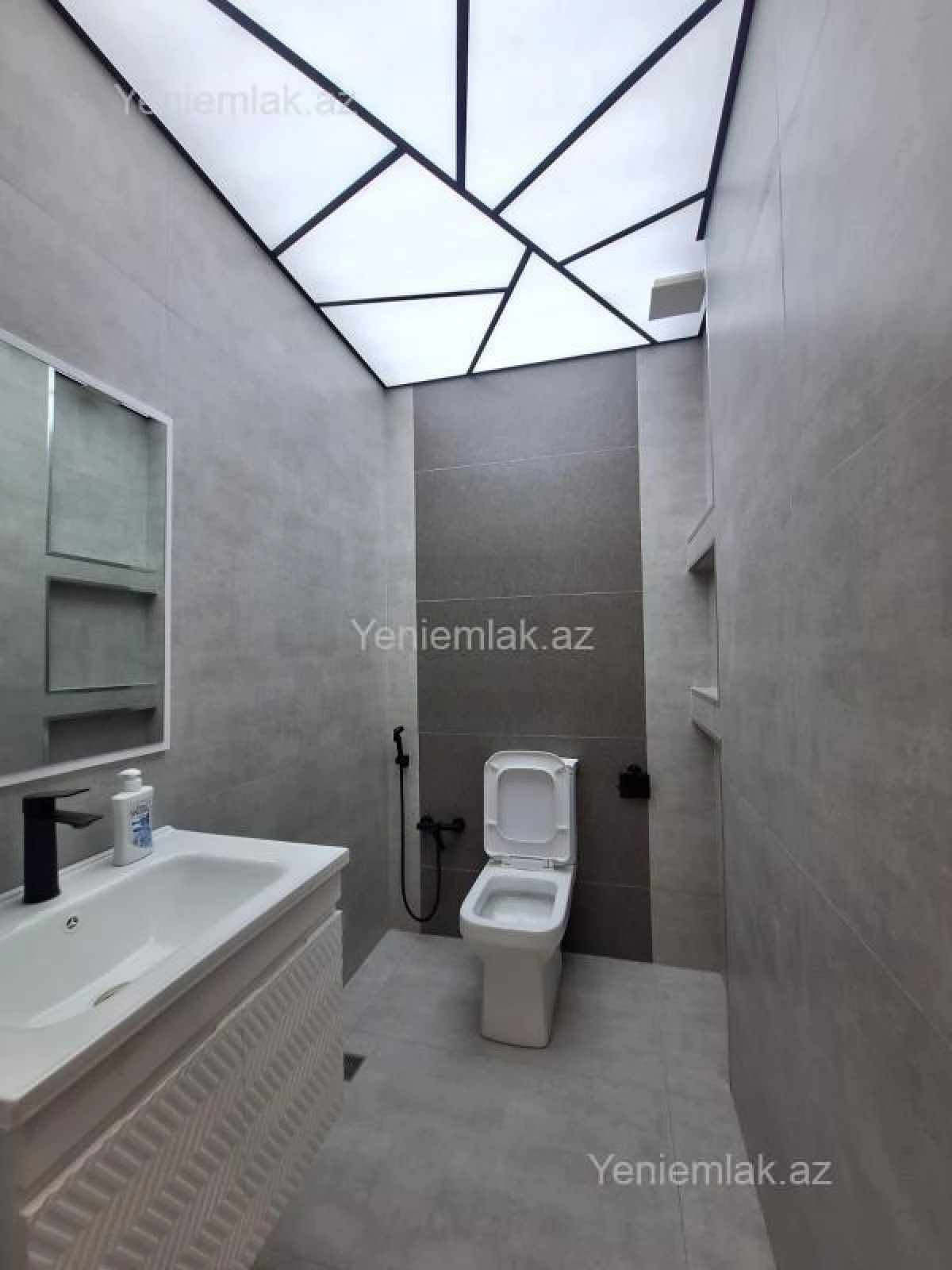 Satılır 3 otaqlı yeni tikili 114 m²