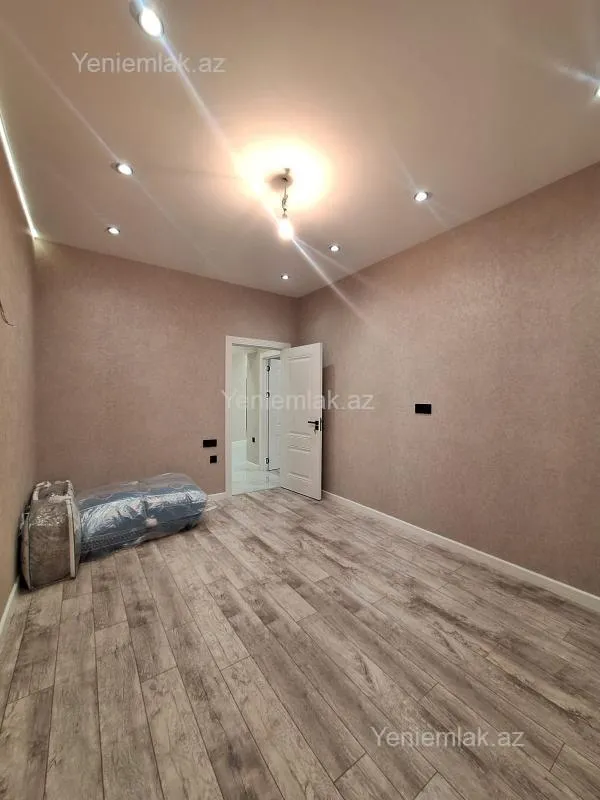 Satılır 3 otaqlı yeni tikili 114 m²