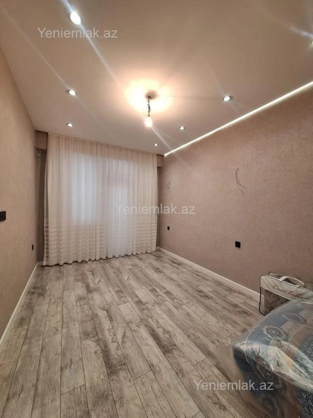 Satılır 3 otaqlı yeni tikili 114 m²