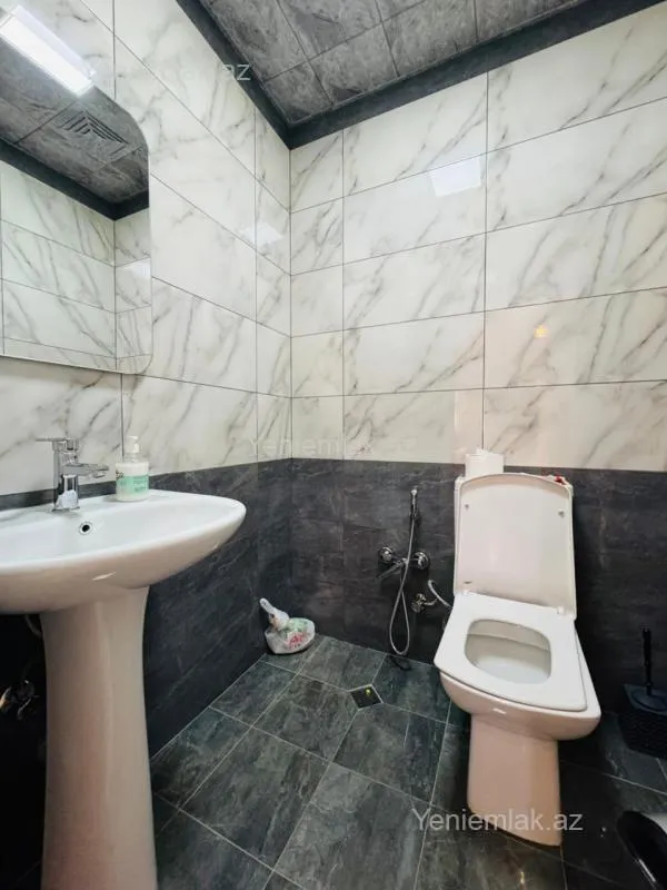 Satılır 3 otaqlı yeni tikili 94 m²