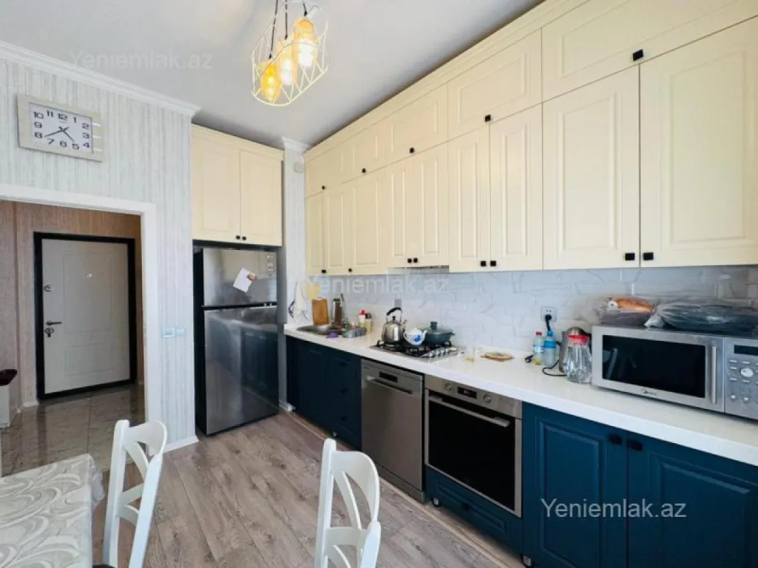 Satılır 3 otaqlı yeni tikili 94 m²