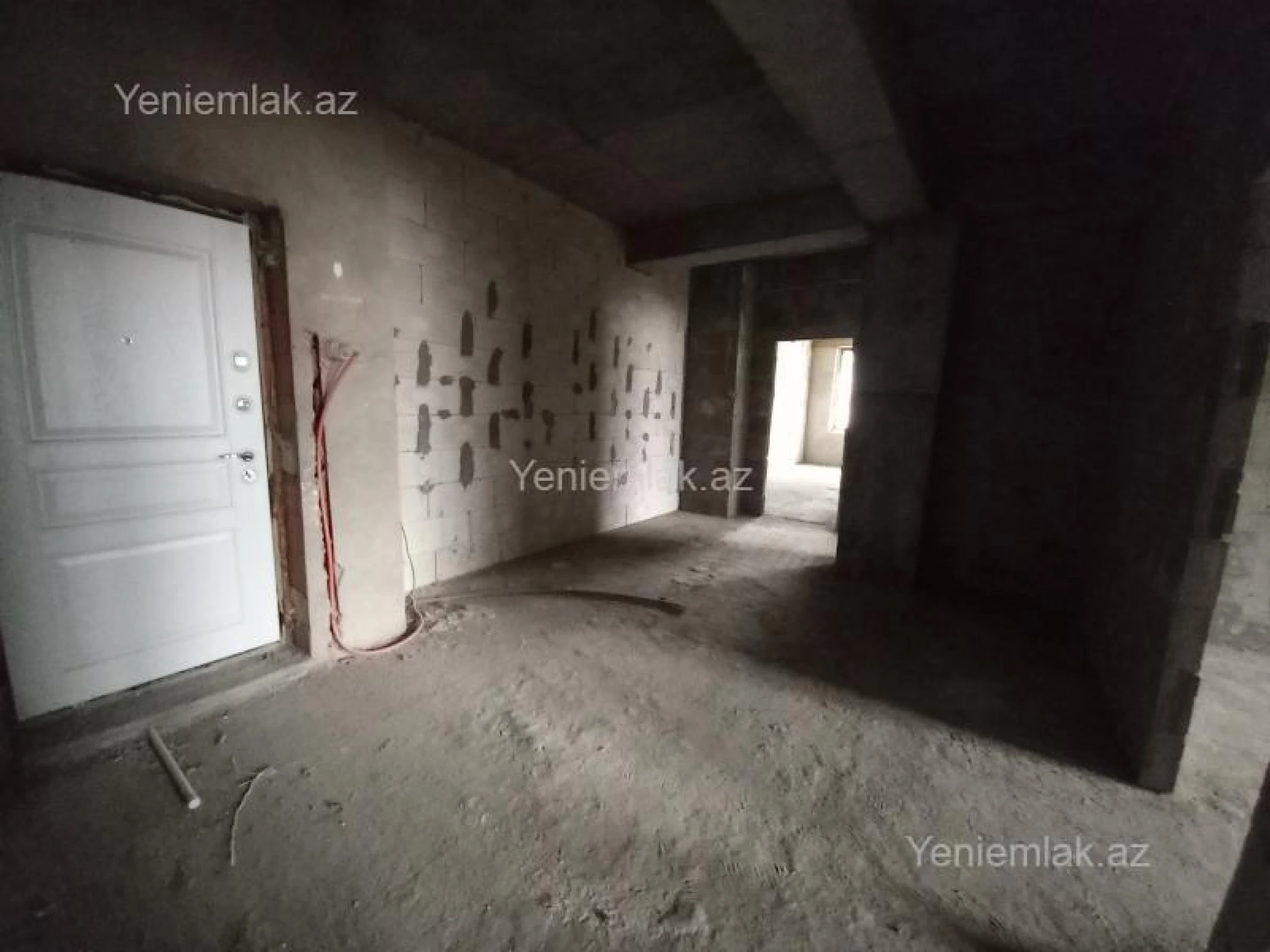 Satılır 2 otaqlı yeni tikili 83 m²