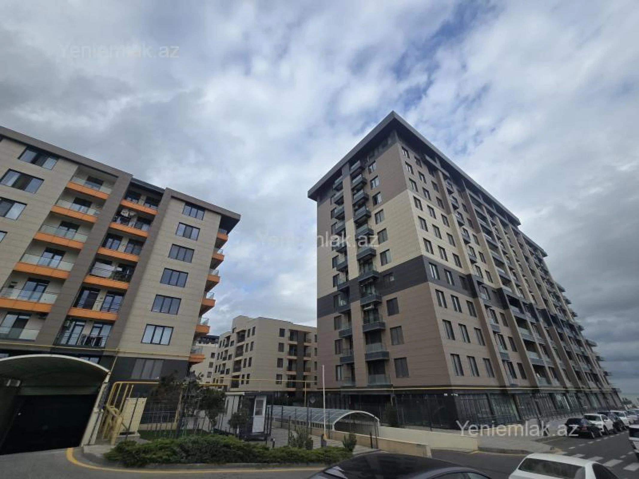 Satılır 2 otaqlı yeni tikili 83 m²