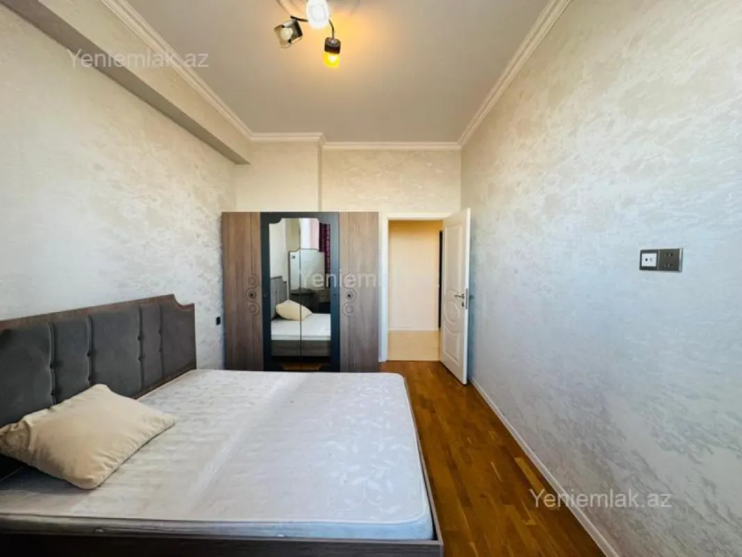 Satılır 3 otaqlı yeni tikili 67 m²