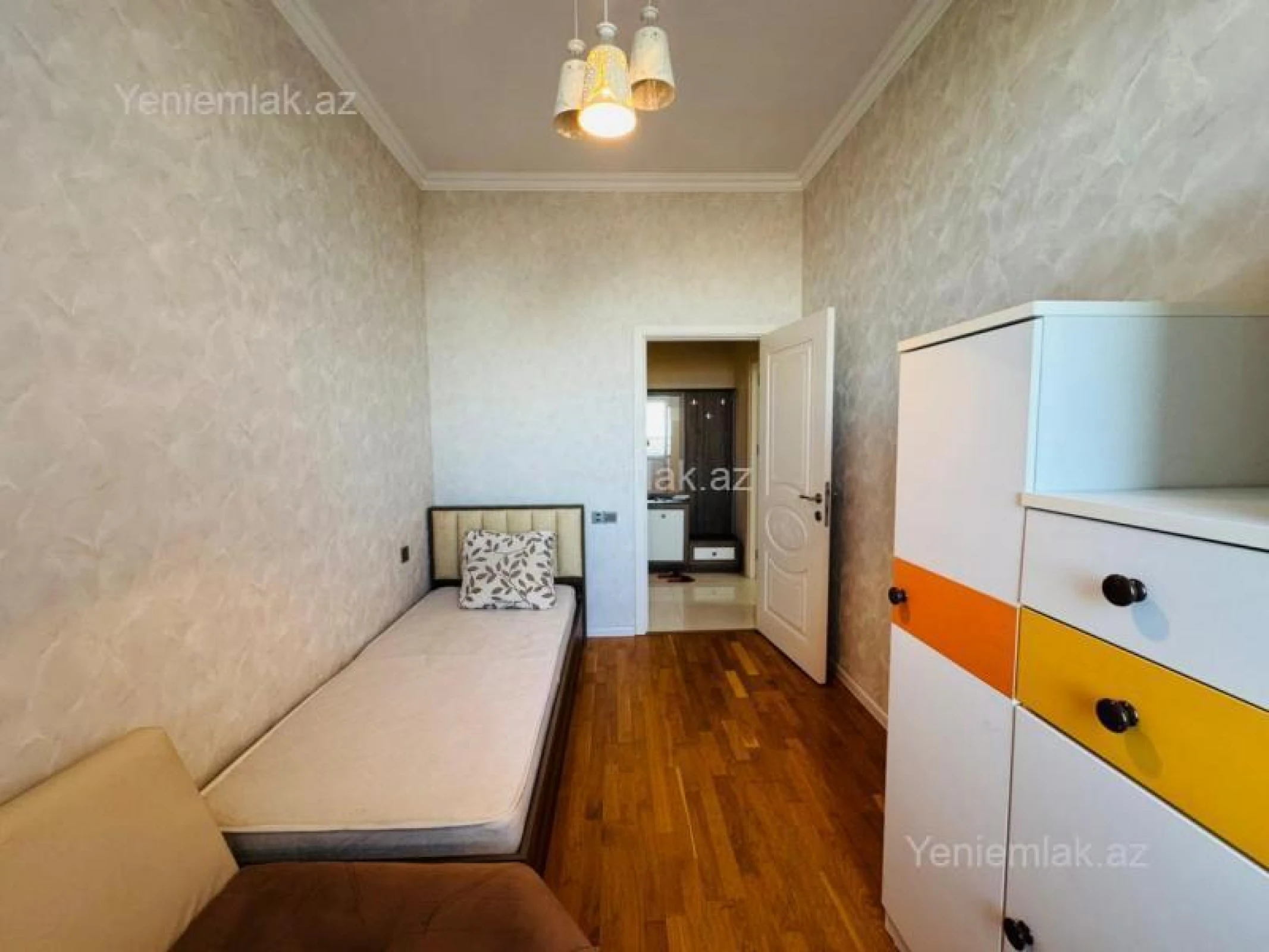 Satılır 3 otaqlı yeni tikili 67 m²