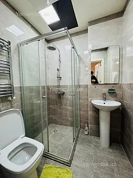 Satılır 3 otaqlı yeni tikili 67 m²