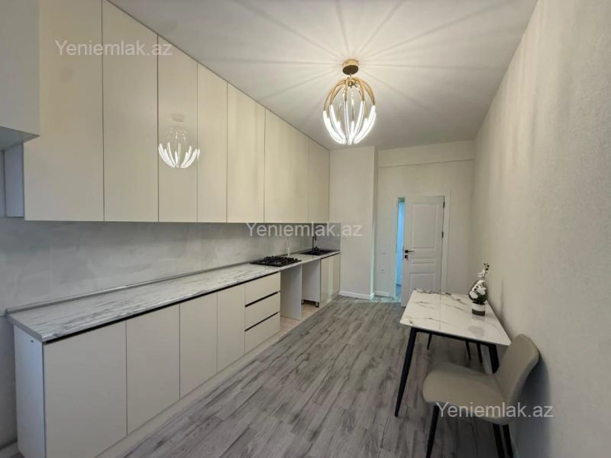 Satılır 2 otaqlı yeni tikili 105 m²
