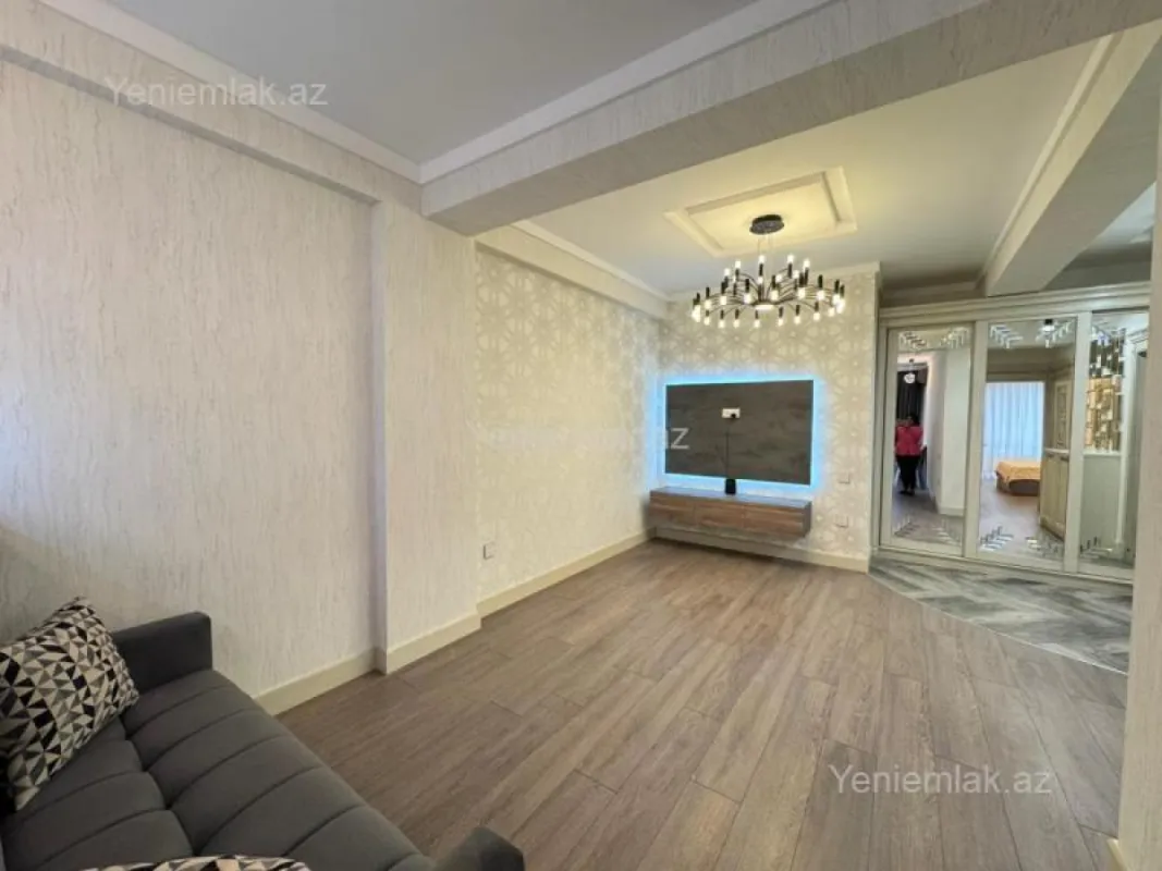 Satılır 2 otaqlı yeni tikili 64 m²