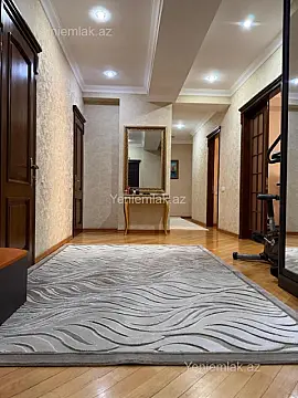 Satılır 3 otaqlı yeni tikili 120 m²