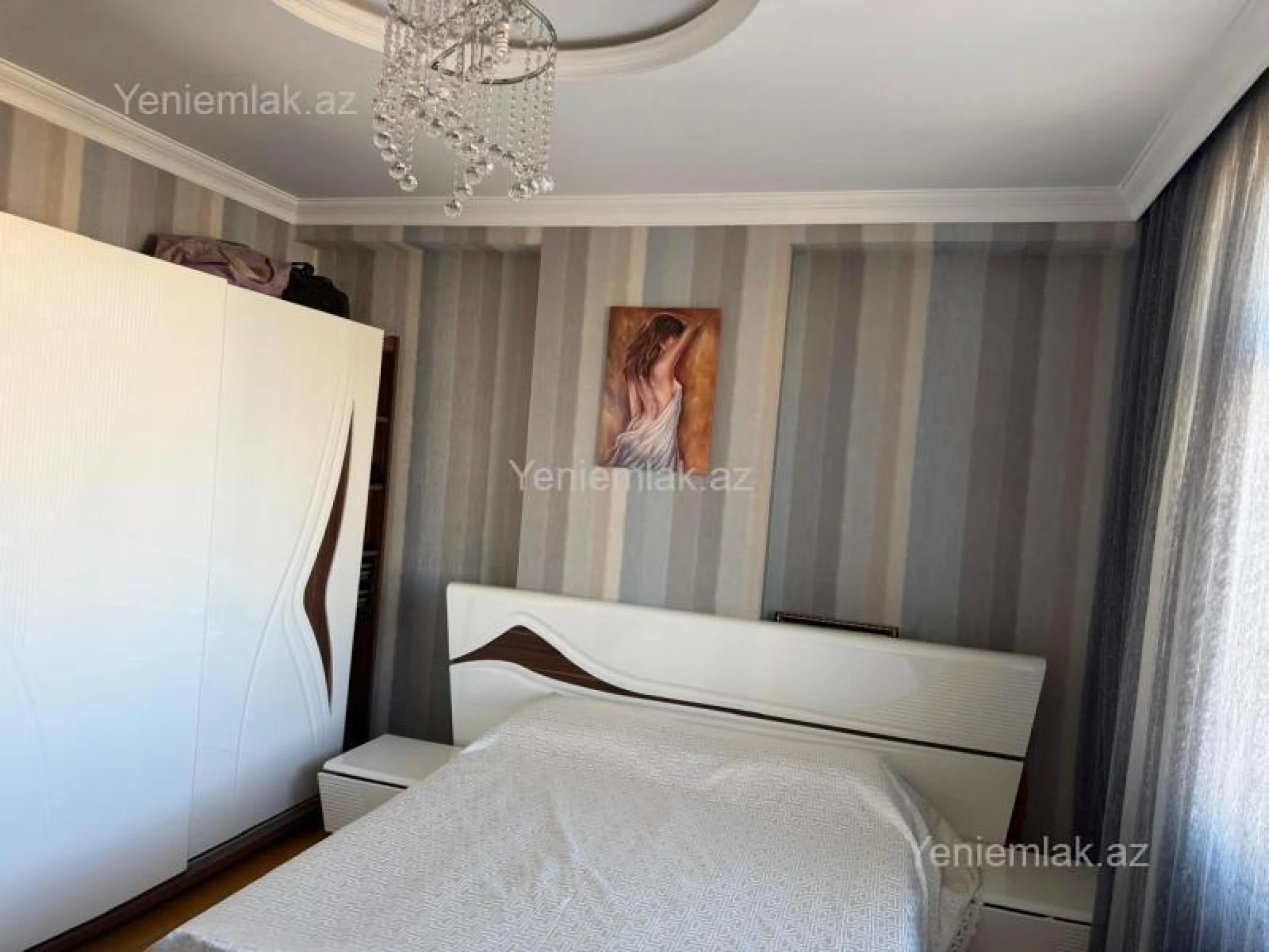 Satılır 3 otaqlı yeni tikili 120 m²