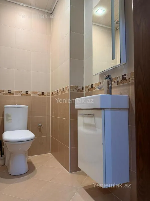 Satılır 3 otaqlı yeni tikili 120 m²